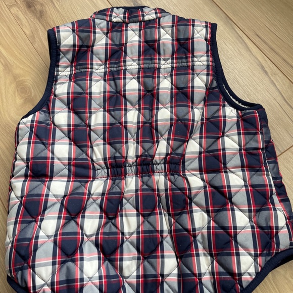 Kids gap plaid vest size 5T - Picture 2 of 6